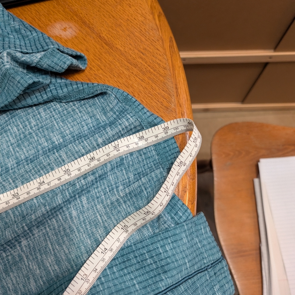 Green Robe L/XL (I04) - Picture 7 of 12